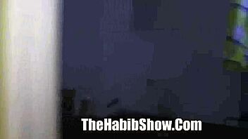 Pornstar Redzilla Eats Lizlondon Pussy