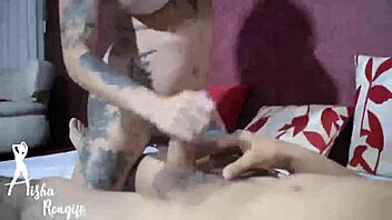 Venezuelan Fans Fulfill Oral Fantasy With Vagina