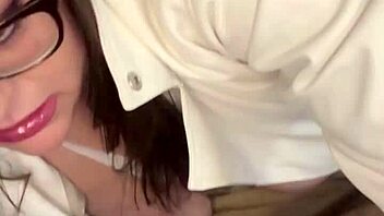 hey, watch me and minxycme suck this dildo hard!