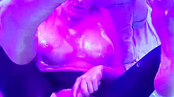 Oiled Tranny Gets Anal With Feet Up!