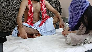 Fraudster father seduces his daughter-in-law in a new web series
