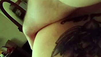 My pawg pussy drippin waitin for cum