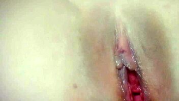 Arianna Gets Wet Pussy Close Up Orgasm