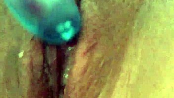 Look At Teen's Wet Pussy Play!