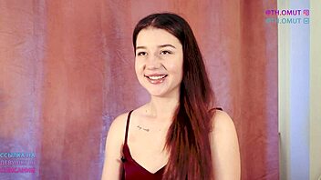 Jolie's butt naked and teasing in pornstar scene