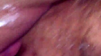 Husband fists wife hard till she squirts in orgasm 😩💦