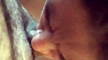 that milf really knows how to suck, making it so casual and fun