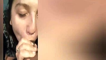 A friend gives a good BLOWJOB to her boyfriend