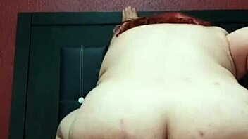 Chubby amateur gets her huge ass pounded in hotel room