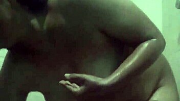 Horny mature woman gets showered and fucked in homemade Aurora Boreal video