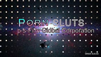 Blonde Lesbo Swingers Bang with Strap-On and Lick in Hot Foursome.