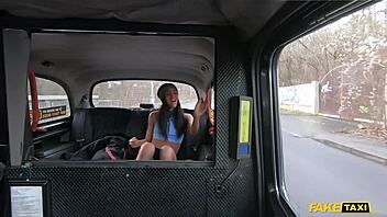 Fake Taxi: Capri Lmonde ottaa ison kullin syvälle POV-ajelulla