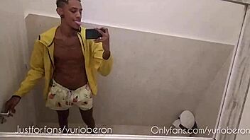 Wild beach house party turns into steamy gay orgy