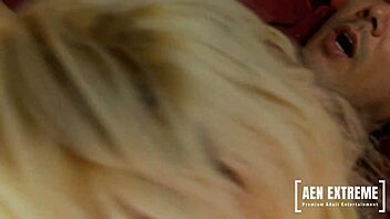 Bimbo Pornstar Katie Kaliana Gets Her Hot Box Stuffed