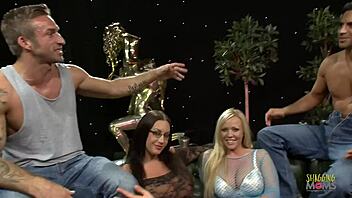 TWO HORNY MATURE SLUTS ARE GETTING THEIR WET CUNTS STUFFED WITH ENORMOUS COCKS IN A HARD CORE ORGY