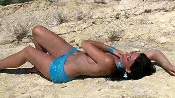 Teenie Strips Naked at Beach Just for Your Eyes in Outdoor Tease