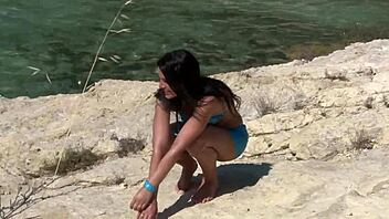 Teenie Strips Naked at Beach Just for Your Eyes in Outdoor Tease