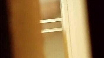 i espiando como se talla la panocha peluda, it's so hot.