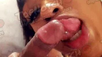 hot ebony babe's pussy gets pounded until dripping wet
