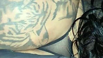 Kamilly Campos had her panties torn by a hungry client!