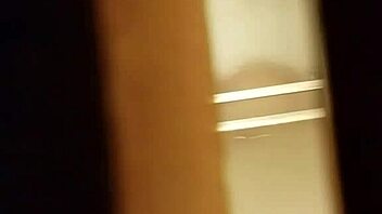 i espiando como se talla la panocha peluda, it's so hot.