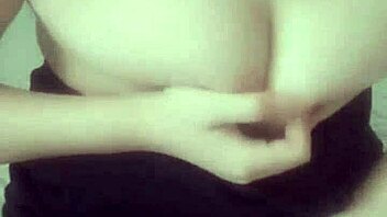 Hey, Chinese beauty, sneaking solo play on the break room sofa? Let’s keep it hush!