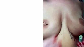 Repeat after me: thank you goddess for letting me hump your divine feet