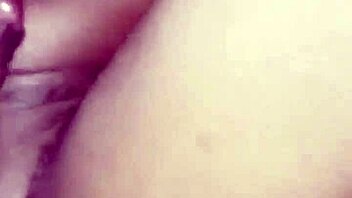 Genç Erkek Patikada Kalın Sikli Bir Adam Buluyor Yaban Aksiyon İçin