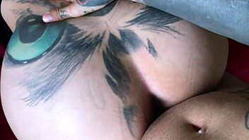 Hey, wanna see me pound until I finish on her butt?