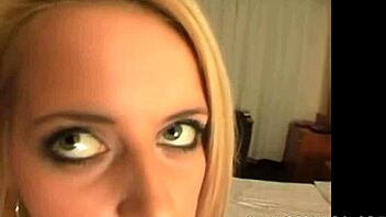 Awesome young cutie gets anal pumped outdoor