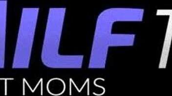 milf laura bentley rubbing pussy while penetrated