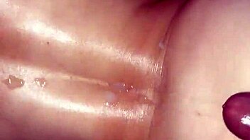 amateur latina teen 18+ bends over for fucking