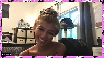 I’m obsessed with Clara Trinity stripping in season 5!