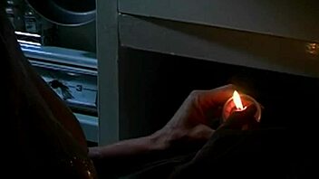 สาวบลอนด์เซ็กซี่อาบน้ำถอดผ้าครางเงียบๆ