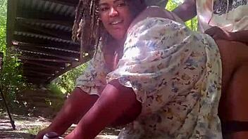 Fucking under the park bridge was thrilling 😏