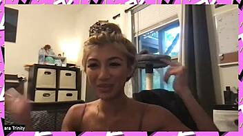 I’m obsessed with Clara Trinity stripping in season 5!