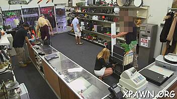 Amateur Opens Her Wet Cunt For Hardcore Fucking!