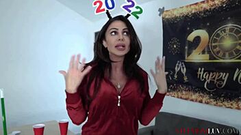 fighting the urge with nina dolci and tommy wood 😏