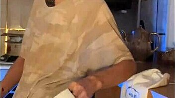 I watch twinks masturbatin' in gay romantic way