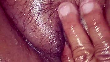 First Night Closeup Pussy Fingering Outdoor!