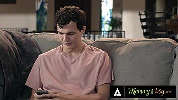 놀라워! 밀프 렉시 루나, 바이브레이터 교환 후 스텝슨에게 파괴되어. 야생 퀵키야!