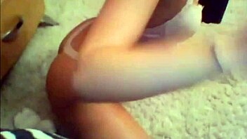 i watch sexy college girl strip tease on cam, bootytwerkers com