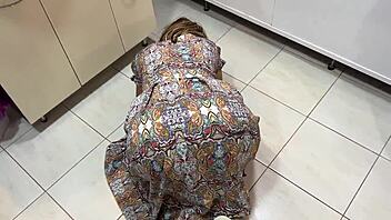 Amateur mom gets her ass pounded by gay son