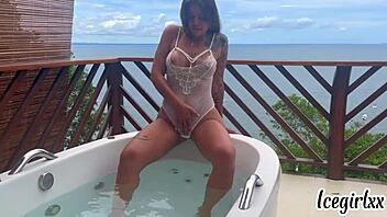 amiguinho safado got a hot blowjob from sexy blonde on video call 😍