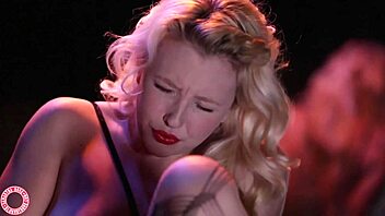 Samantha Rone's frantic twat rub in fishnet lingerie