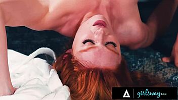 Lacy Lennon spune: Colegul meu de cameră mi-a degetat pizda brutal în cămin