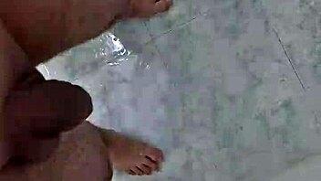 Young Twink Pisses Deliciously In The Shower