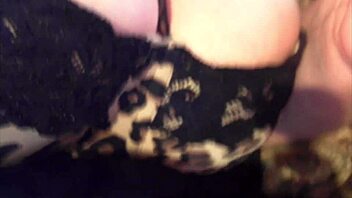 Married woman pleasuring herself