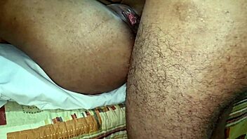 comi a bucetinha e o cuzinho da safada