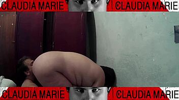 Couple Enjoys Intimate Licking Between Curvy Woman's Thighs